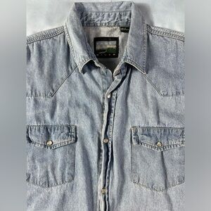 Western Denim Pearl Snap Short Sleeve Button Up size LT